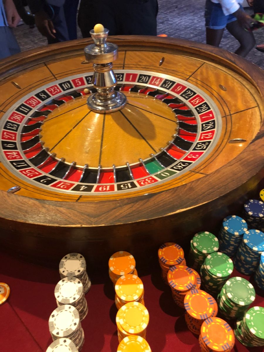 Gambling Holland کھلاڑیوں کے لیے لائیو کیسینو سیکشن